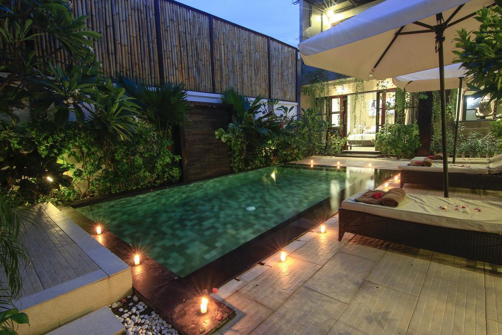 Gili Pearl Three Bedroom Villa Gili Trawangan Extérieur photo