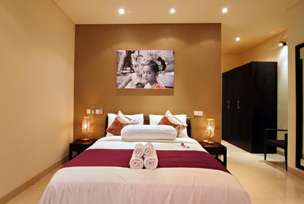 Gili Pearl Three Bedroom Villa Gili Trawangan Extérieur photo